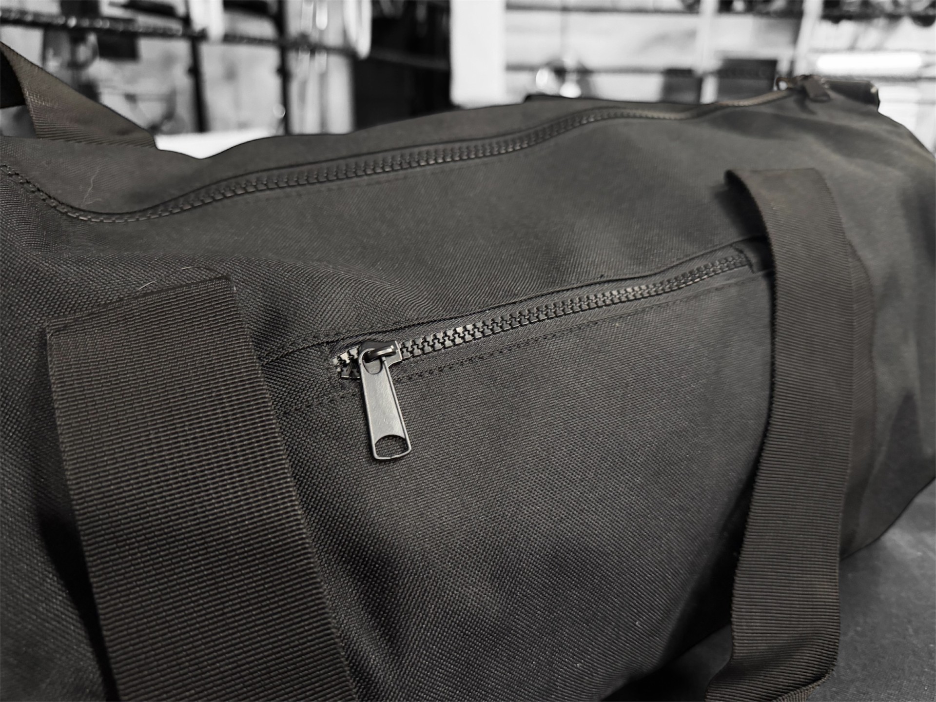 Lincoln Boxing Co. “Fight Camp” XL Duffle Bag – 34L (Multiple Colours) - Image 8