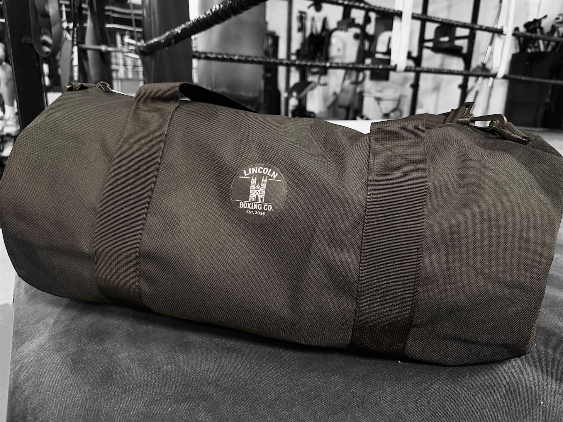 Lincoln Boxing Co. “Fight Camp” XL Duffle Bag – 34L (Multiple Colours) - Image 7